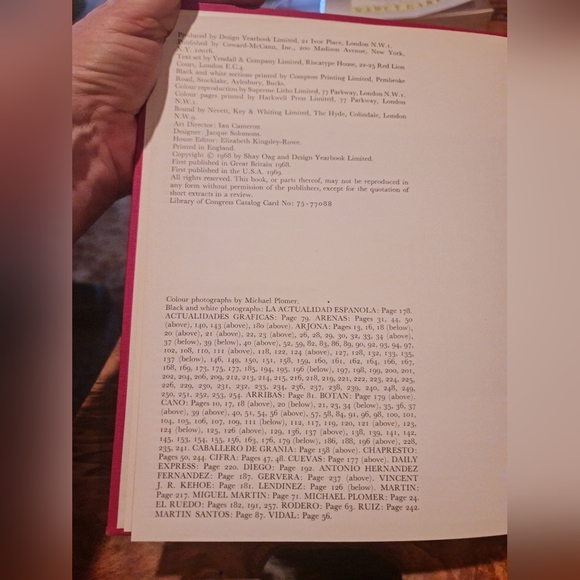 In The Presence of Death Antonio Ordonez by Shay Oag Bullfighting 1st Ed 1968 - Picture 6 of 10